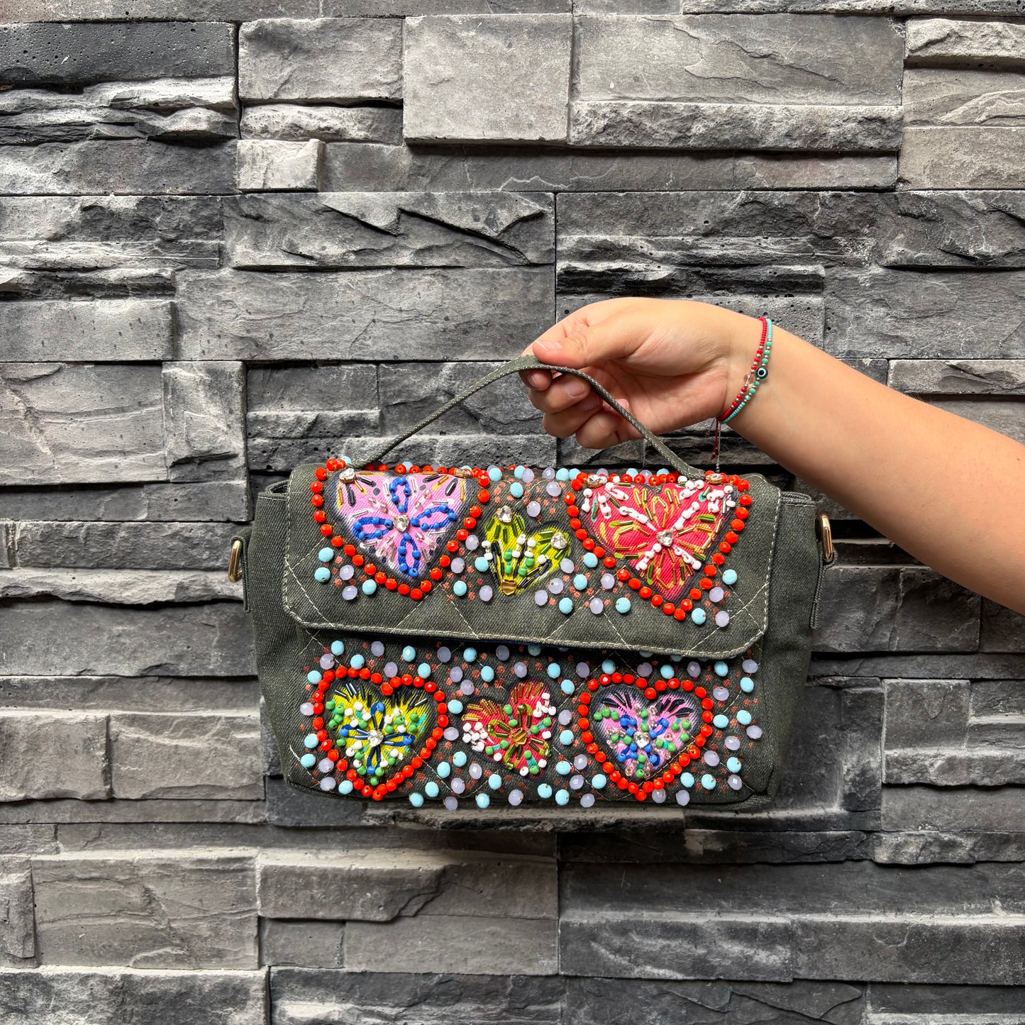 Violeta corazones Talavera