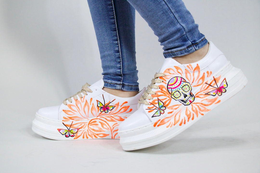 CALAVERA CON MARIPOSAS