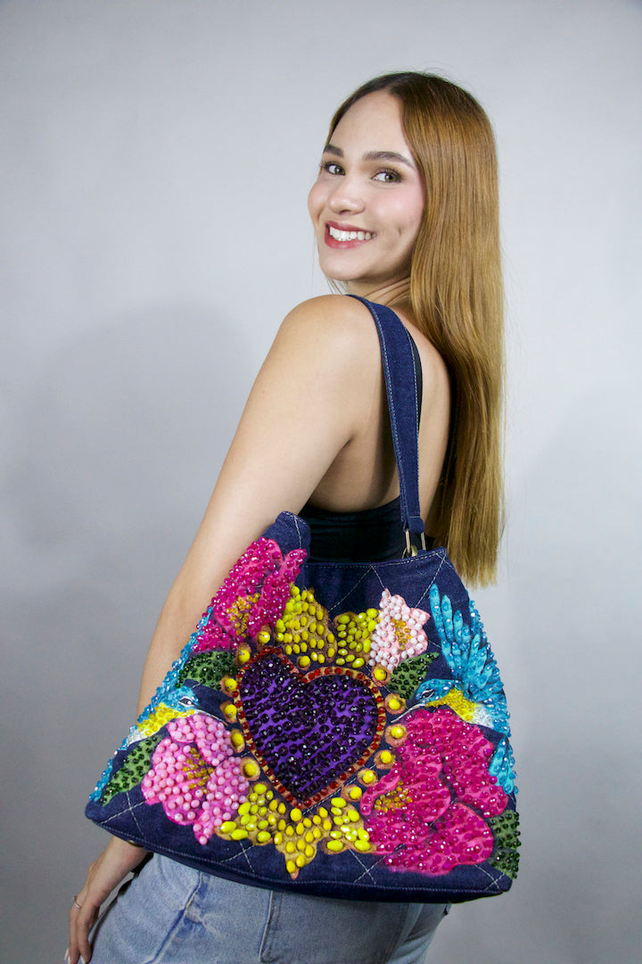 VALENTINA CORAZON MORADO FLORES