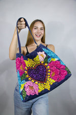 VALENTINA CORAZON MORADO FLORES