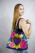 VALENTINA CORAZON MORADO FLORES