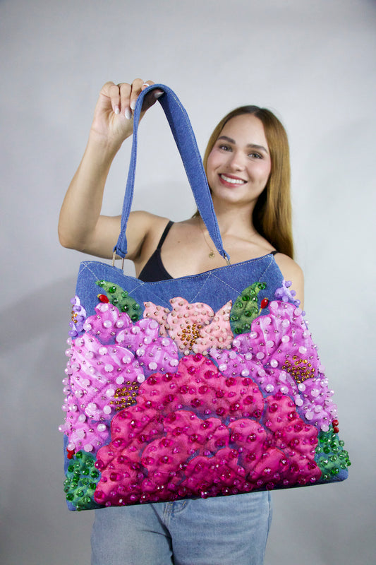 VALENTINA FLORES ROSAS