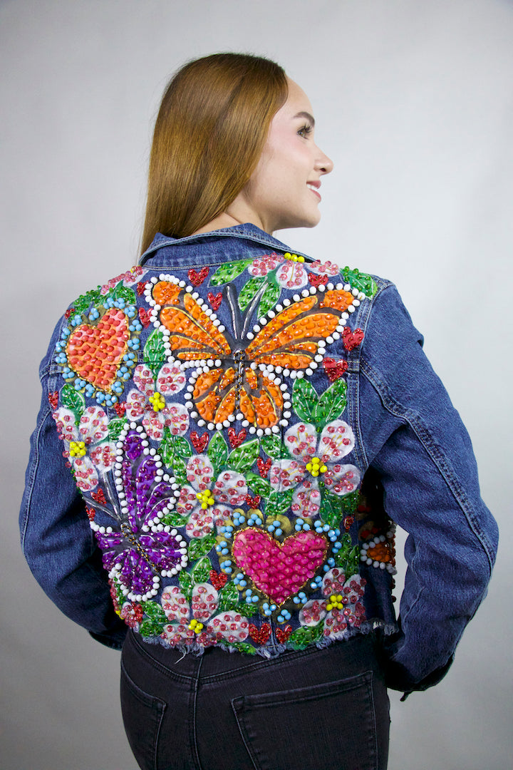 MARIPOSAS CORAZONES FLORES