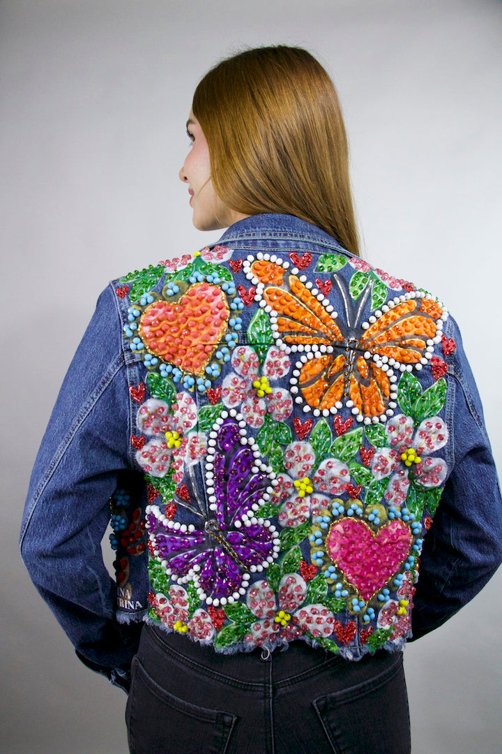 MARIPOSAS CORAZONES FLORES