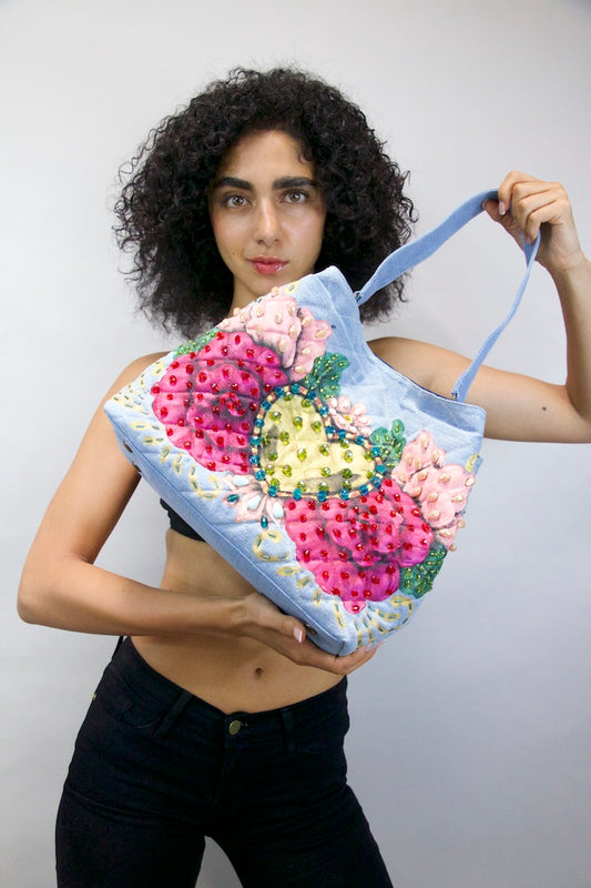 VALENTINA CORAZON FLORES